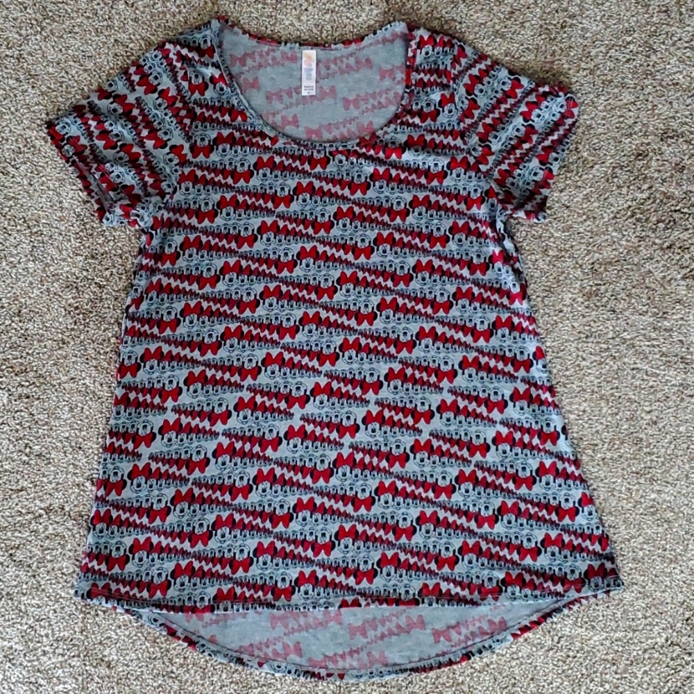 Lularoe Minnie Mouse Shirt M